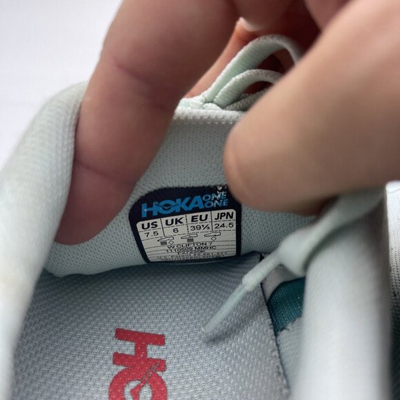 Hoka One One Women's Clifton 7 1110509 Light Green Yellow Sneaker Shoes Size 7.5 - Picture 11 of 11